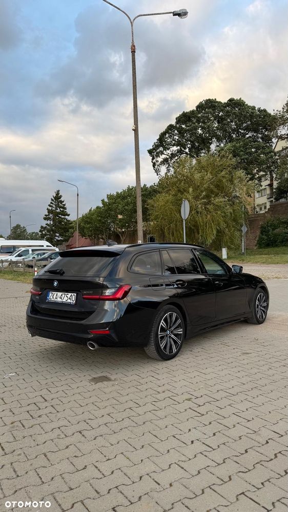 BMW Seria 3 320d Sport Line Shadow sport - 12