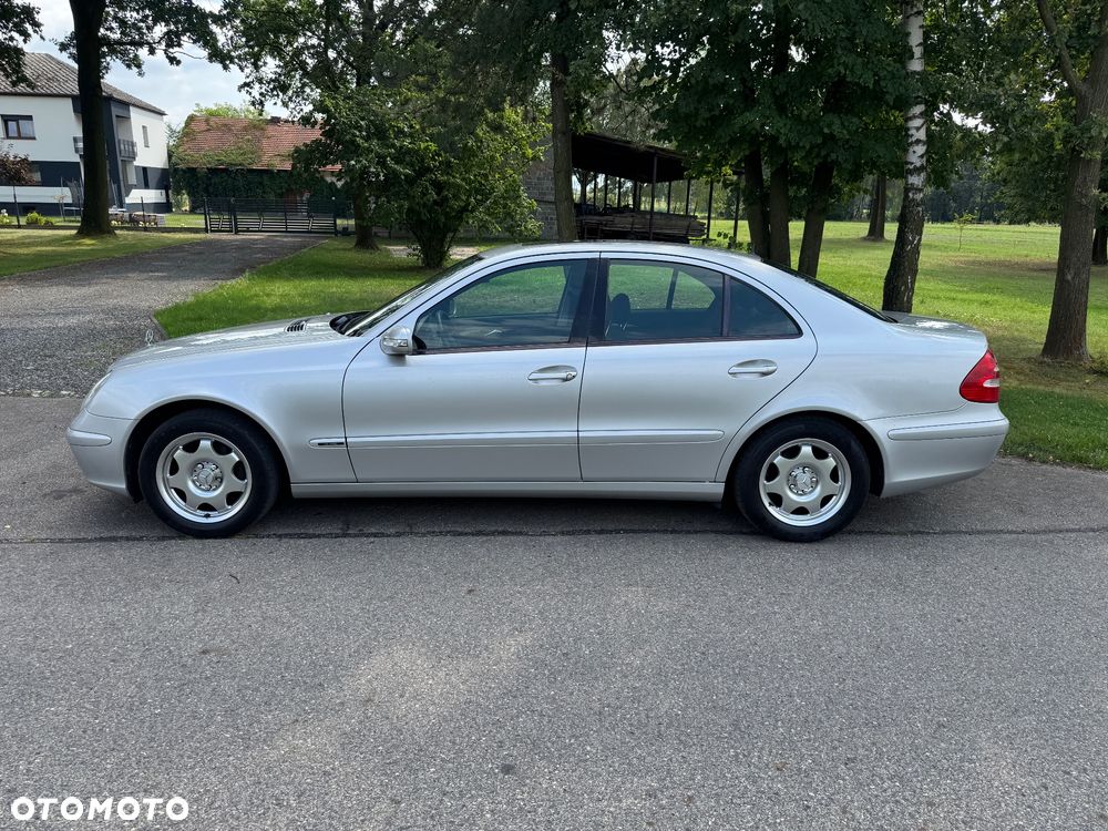 Mercedes-Benz Klasa E 200 Kompressor Automatik Classic - 8