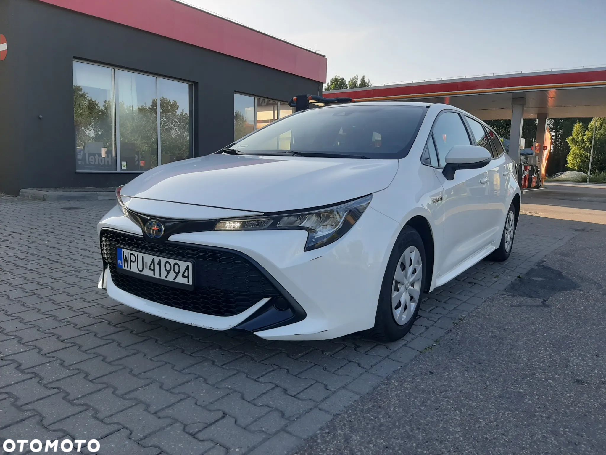 Toyota Corolla - 1