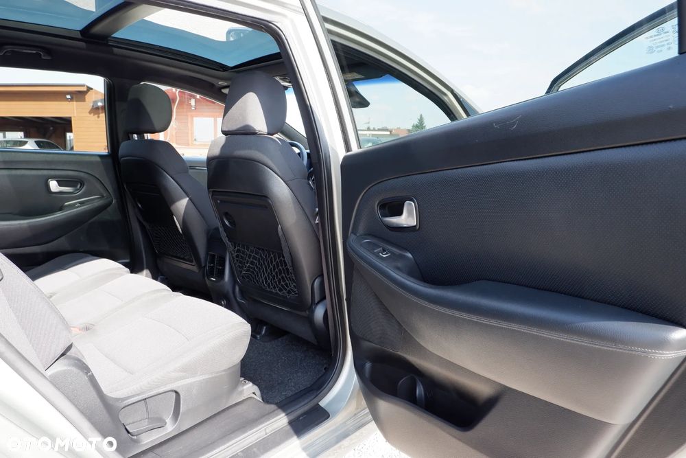 Kia Carens 1.7 CRDi XL - 12