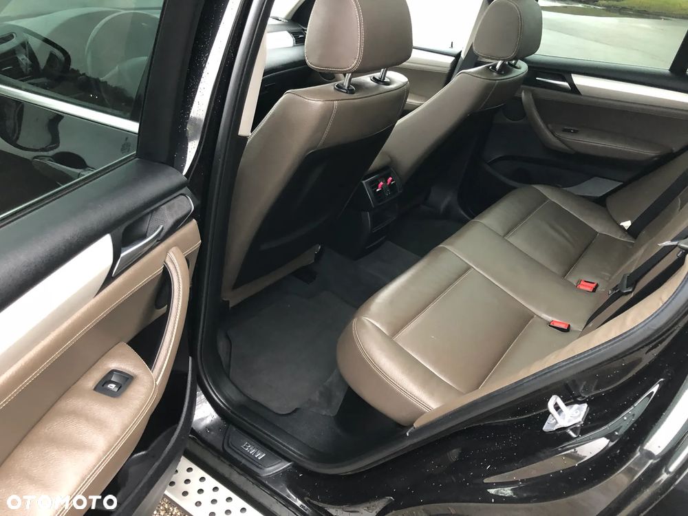 BMW X3 xDrive20i - 12