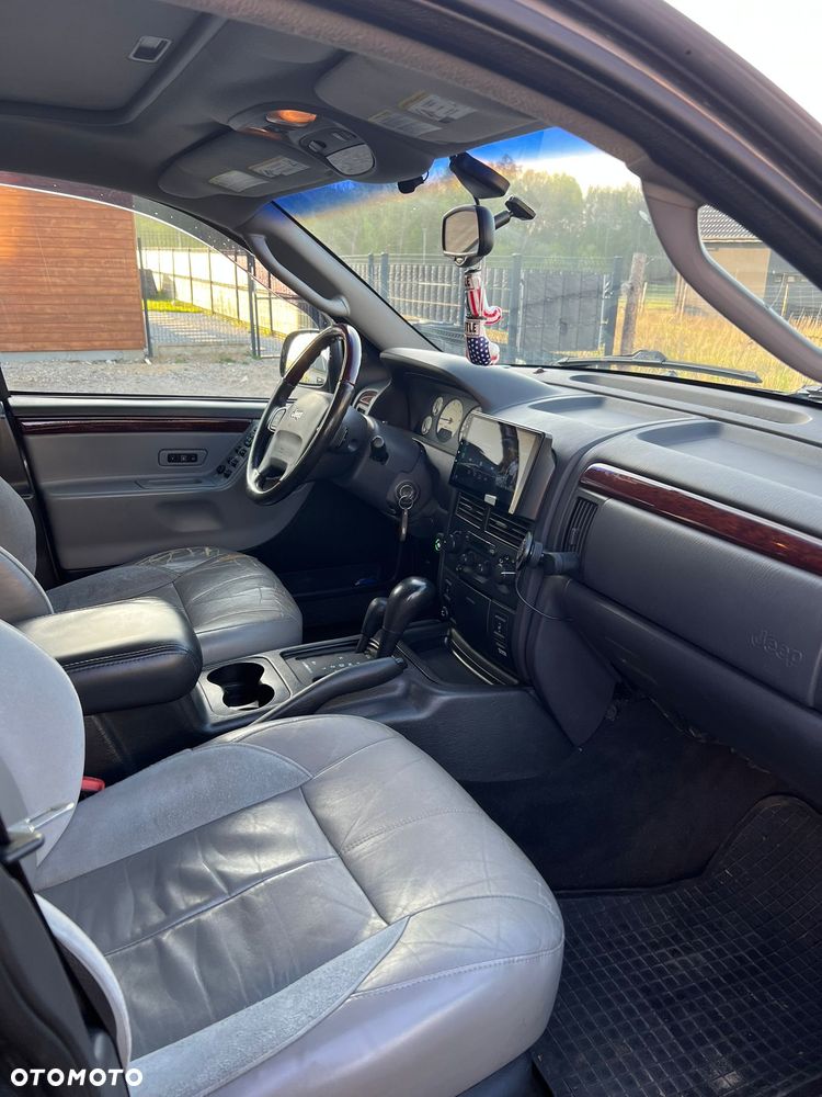 Jeep Grand Cherokee 4.7 Overland - 12