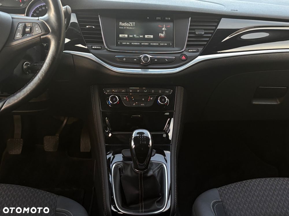 Opel Astra - 22