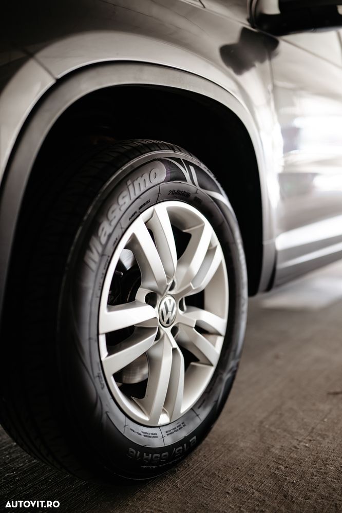 Volkswagen Tiguan 2.0 TDI 4Motion Track & Field - 12