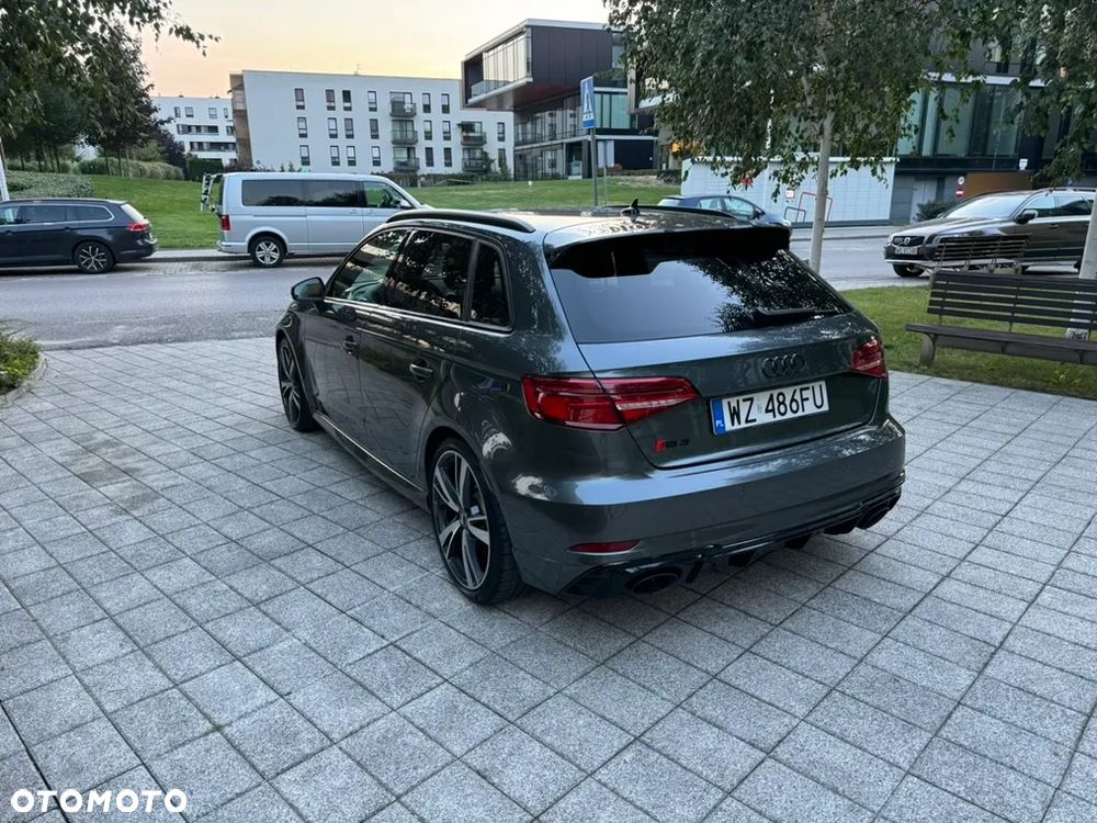 Audi RS3 Sportback - 17