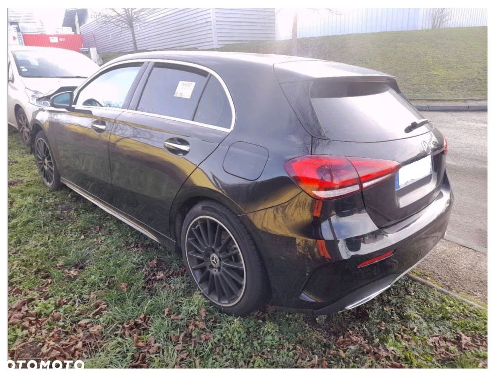 Mercedes-Benz Klasa A 180 d 7G-DCT AMG Line - 13