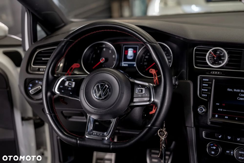 Volkswagen Golf GTI (BlueMotion Technology) DSG Performance - 22