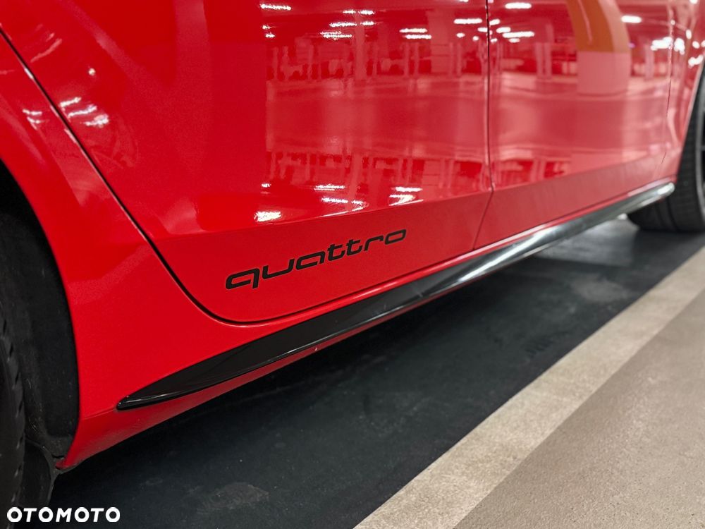 Audi A4 Avant 2.0 TDI DPF clean diesel quattro S tronic S line Sportpaket - 11