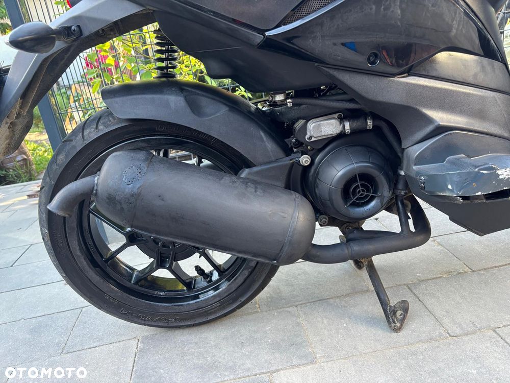 Aprilia SR - 8