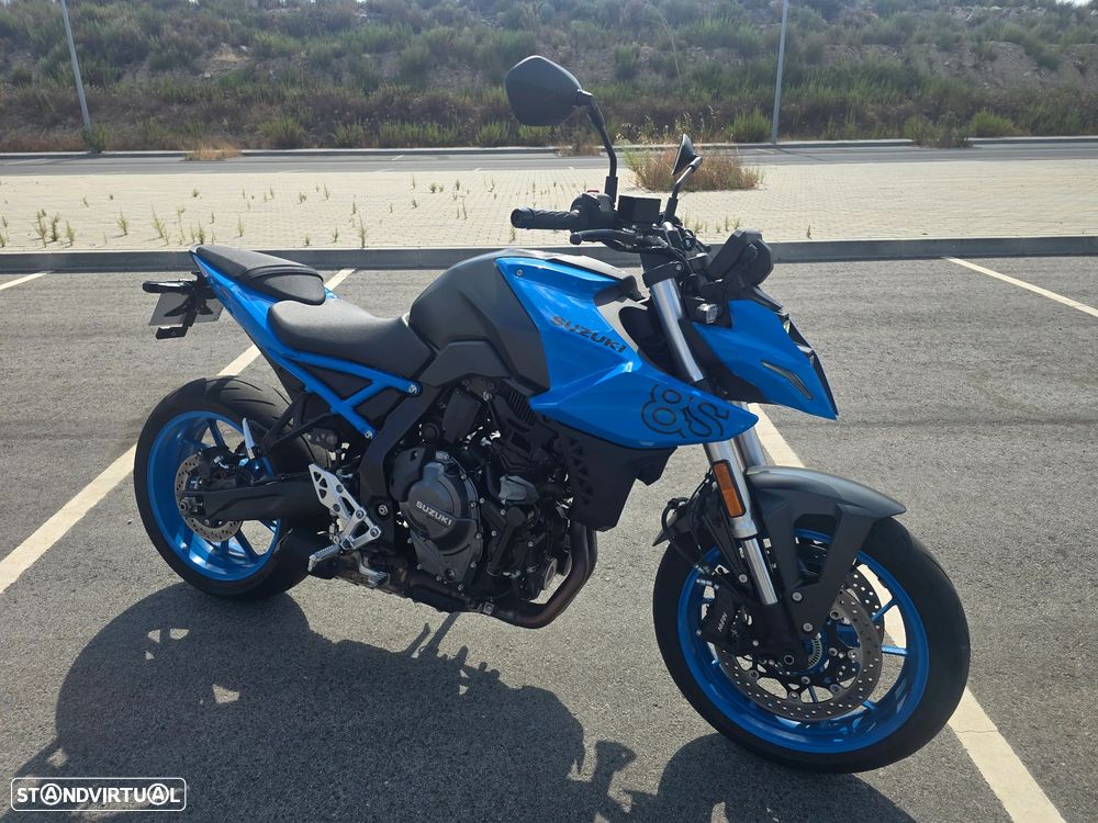 Suzuki GSX 8S - Extras - 1