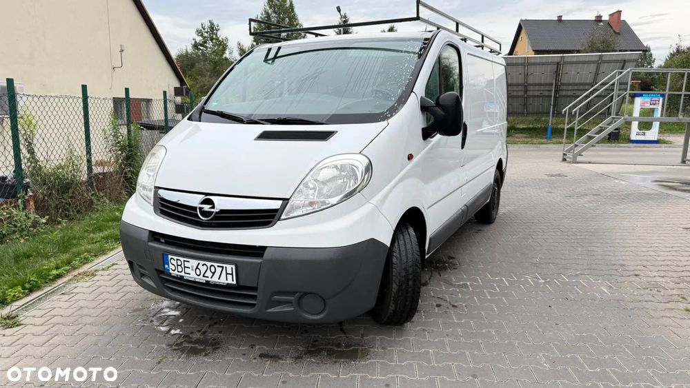 Opel Vivaro - 1