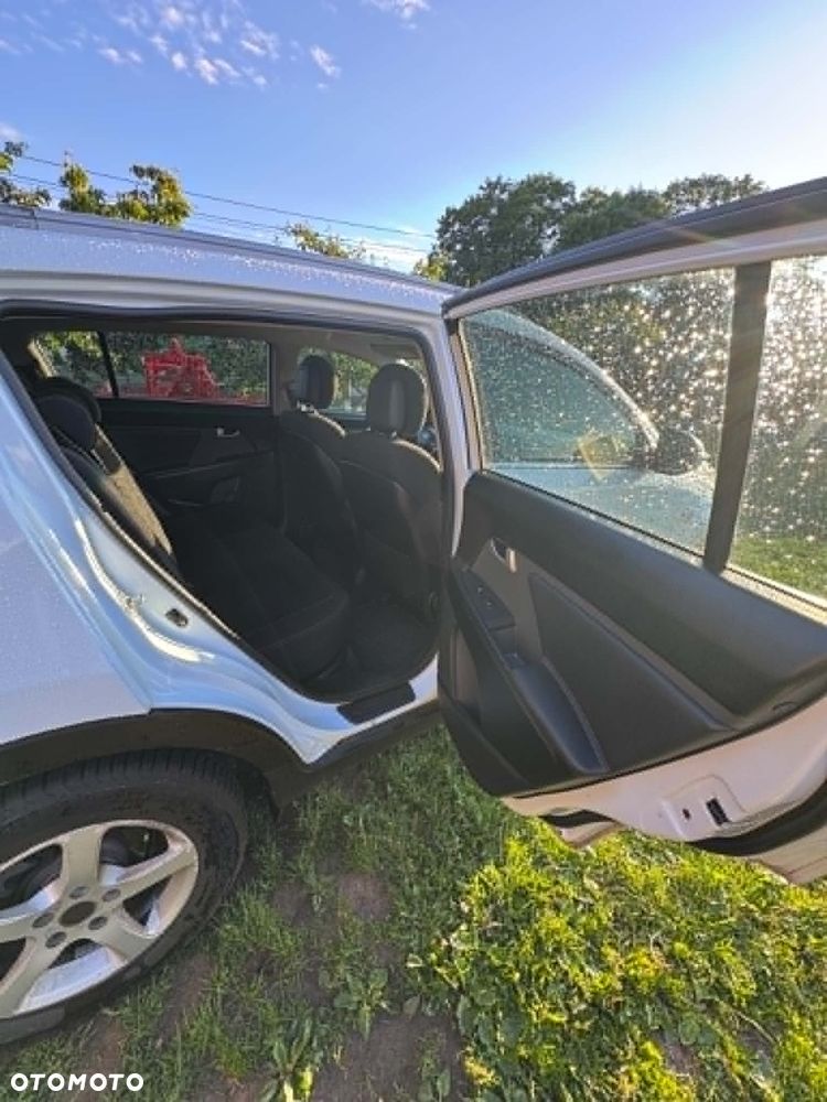 Kia Sportage 1.7 CRDI L 2WD - 10