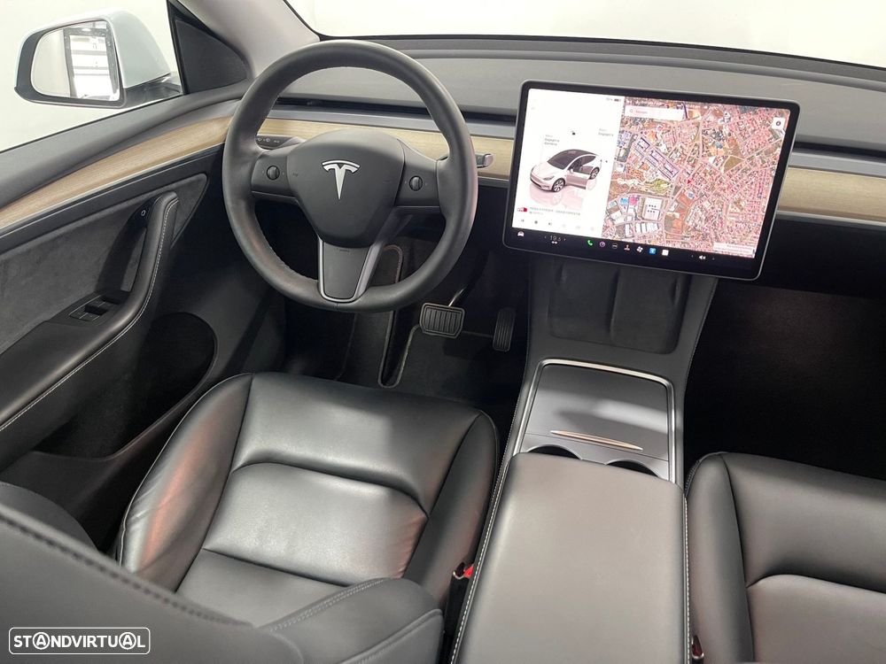 Tesla Model Y RWD - 21