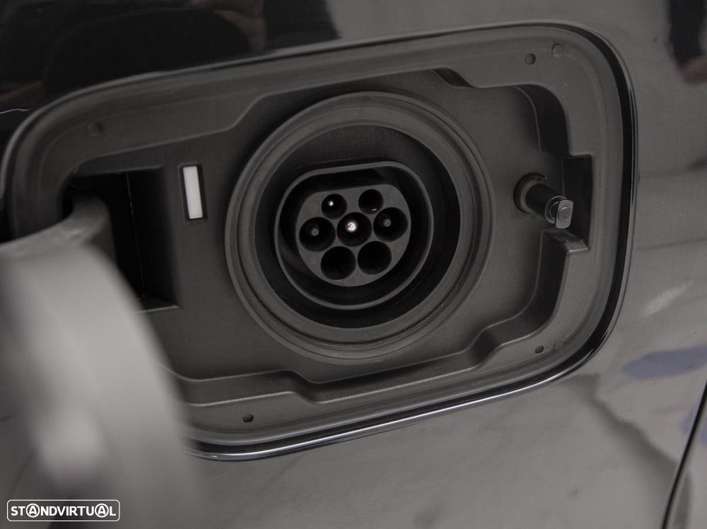 BMW 330 e Corporate Edition Auto - 14