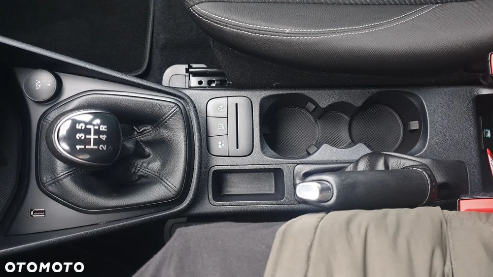 Ford Fiesta 1.1 Connected - 27