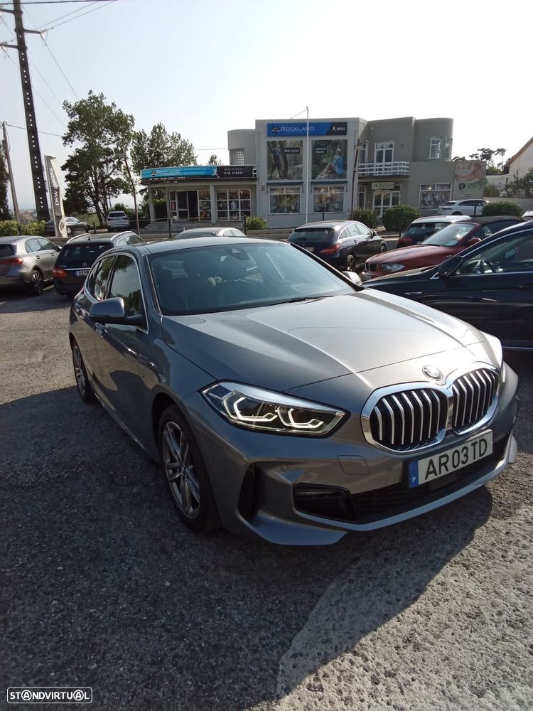 BMW 116 d Pack Desportivo M — fotografia 2