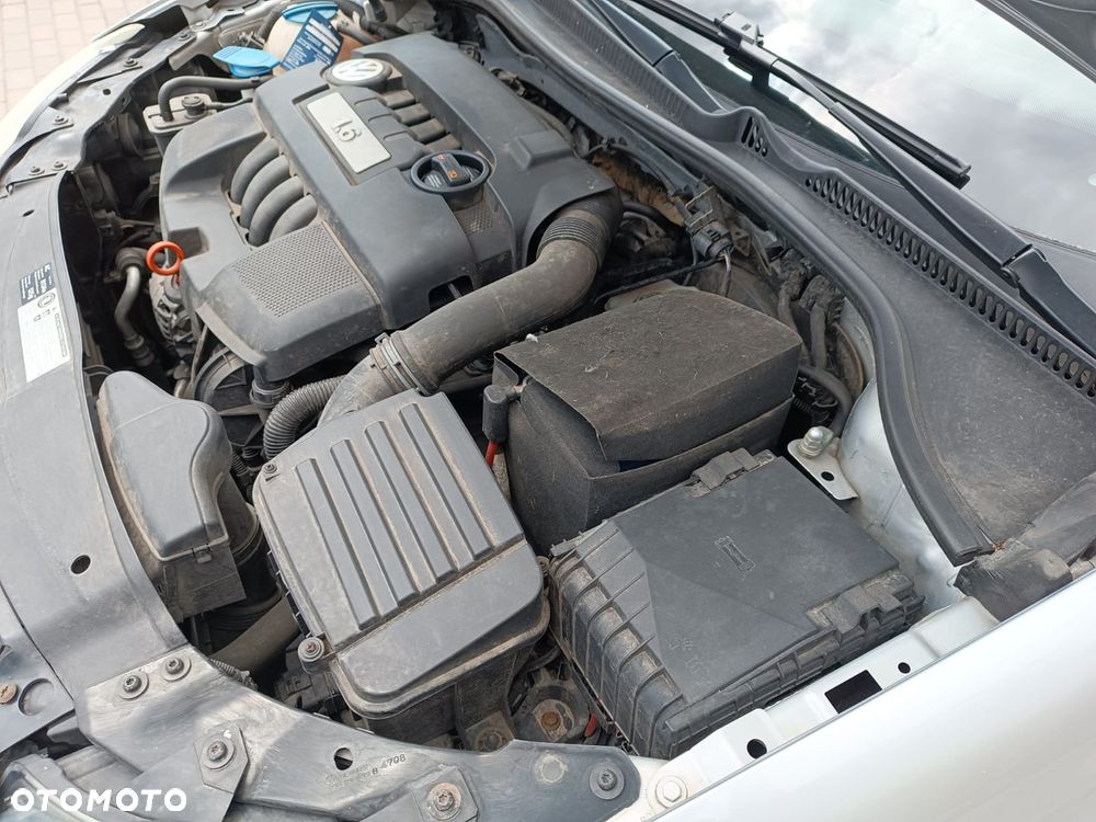 Volkswagen Golf 1.6 United - 19