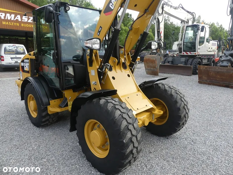 Caterpillar CAT 906M Z Niemiec / 2019r / 2668mtg / Serwisowany / - 32