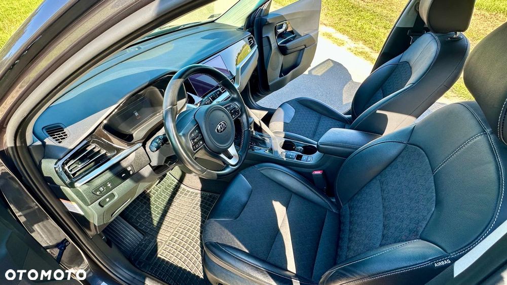Kia Niro 1.6 GDI Hybrid Business Line - 9