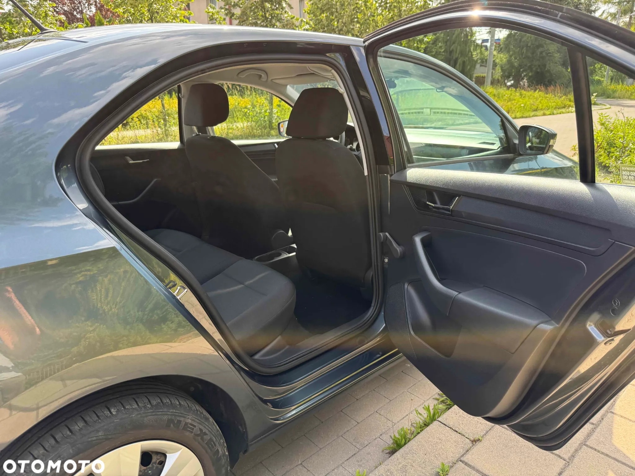 Skoda RAPID 1.0 TSI Active - 4