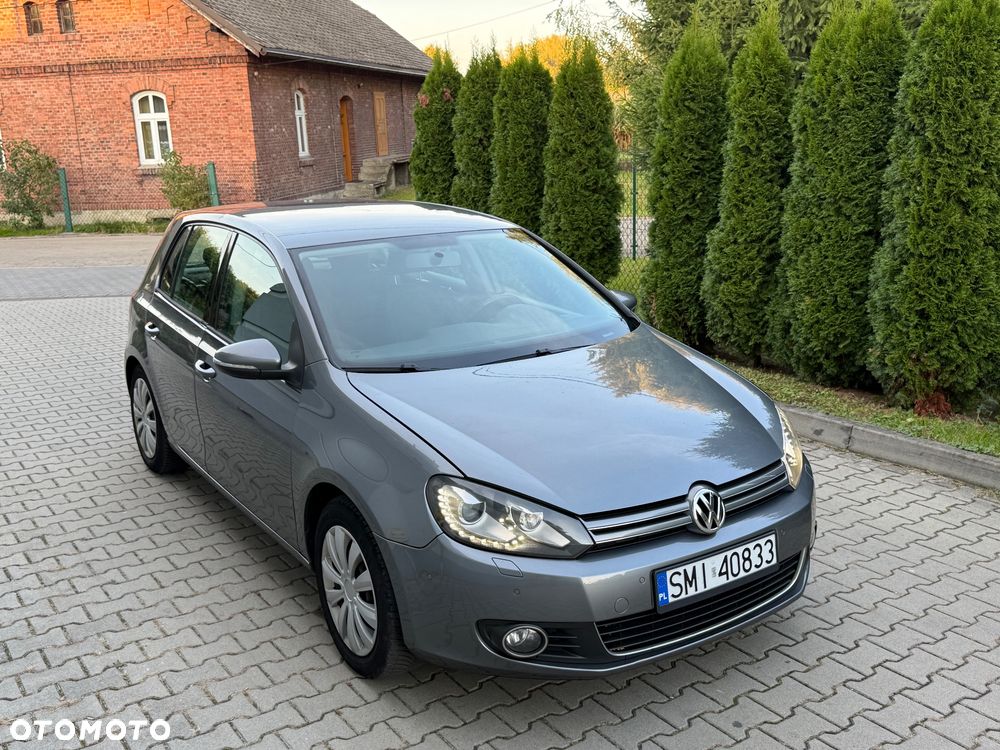Volkswagen Golf - 6