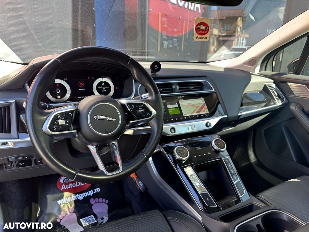 Jaguar I-Pace - 5