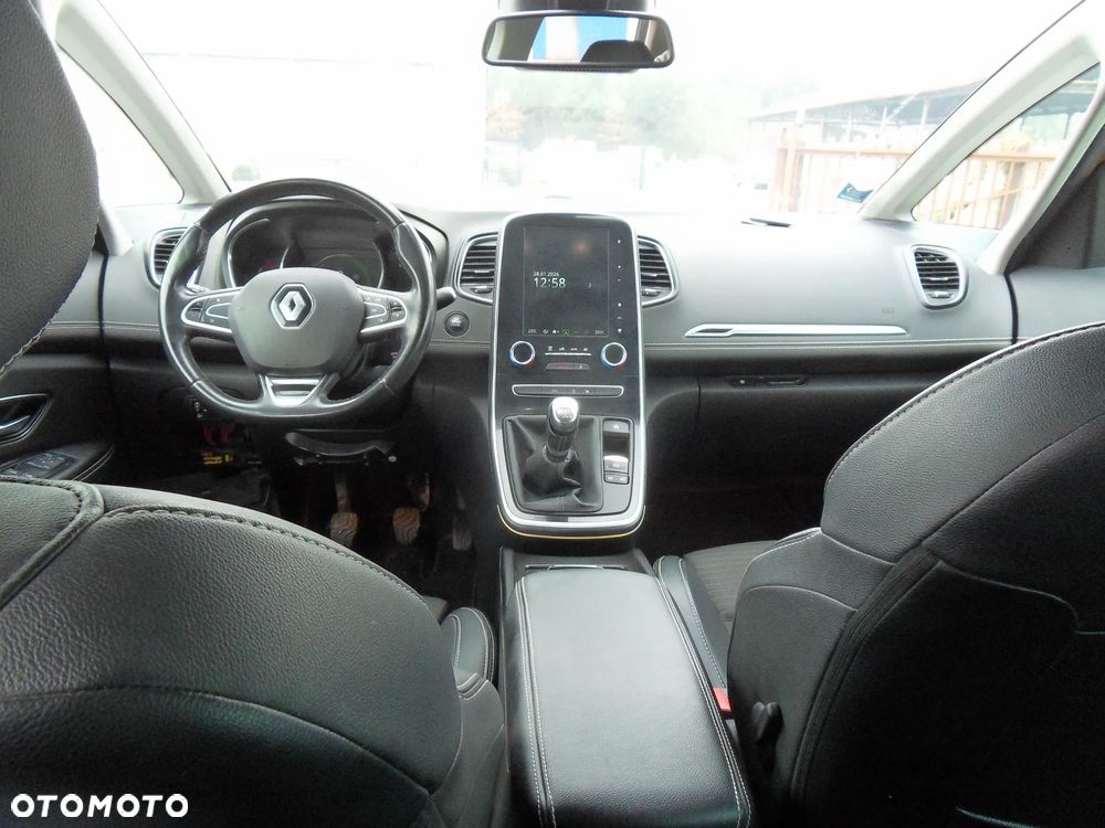 Renault Scenic TCe 140 GPF BOSE EDITION - 11