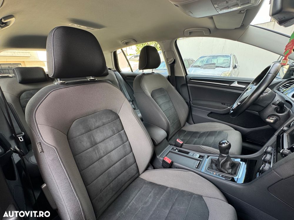 Volkswagen Golf 1.6 TDI BlueMotion Technology Comfortline - 20