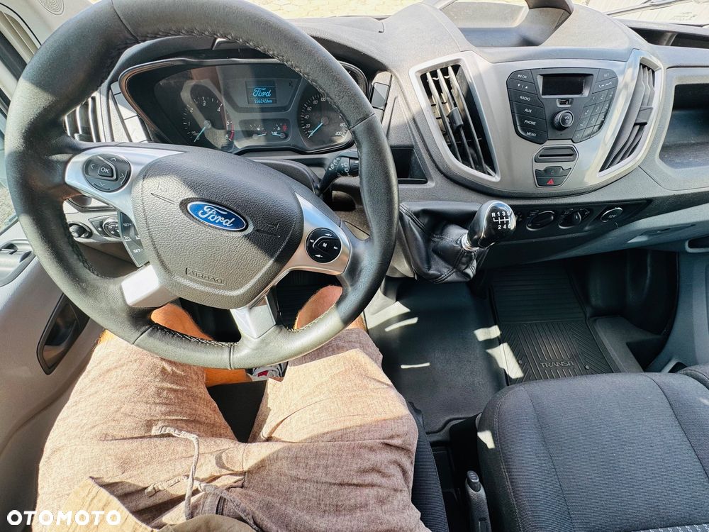 Ford Transit - 9