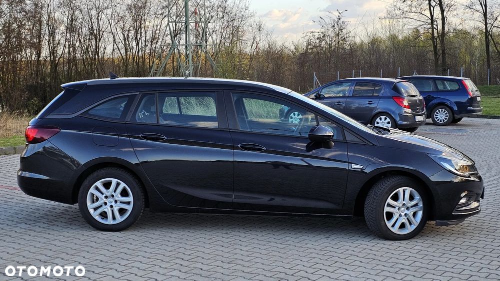 Opel Astra 1.4 Turbo Business - 9