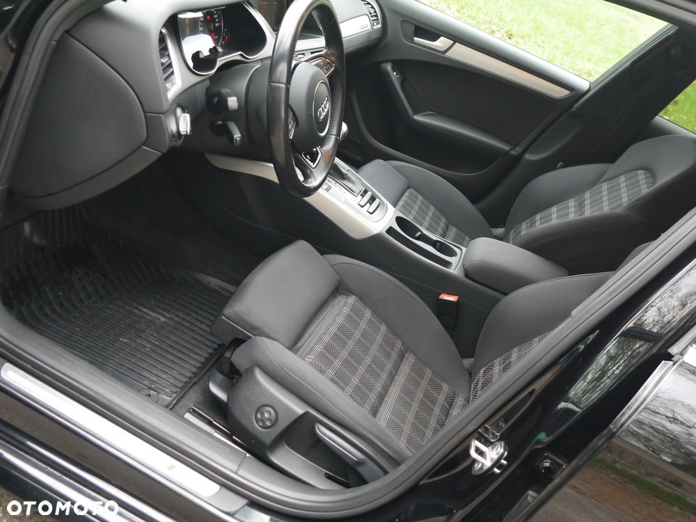 Audi A4 Avant 2.0 TDI DPF quattro S tronic Ambiente - 14