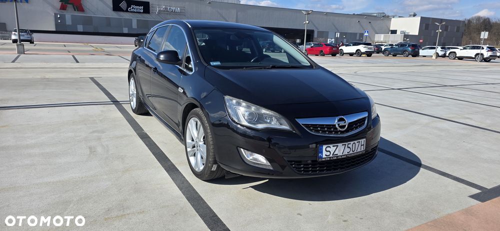 Opel Astra 1.6 Turbo Innovation - 3