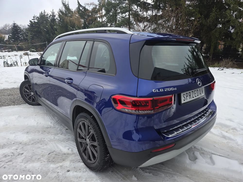 Mercedes-Benz GLB 200 d 8G-DCT Progressive - 4