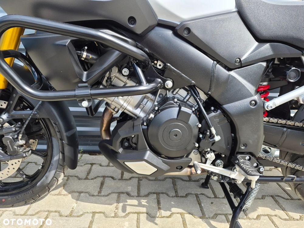Suzuki DL - 30
