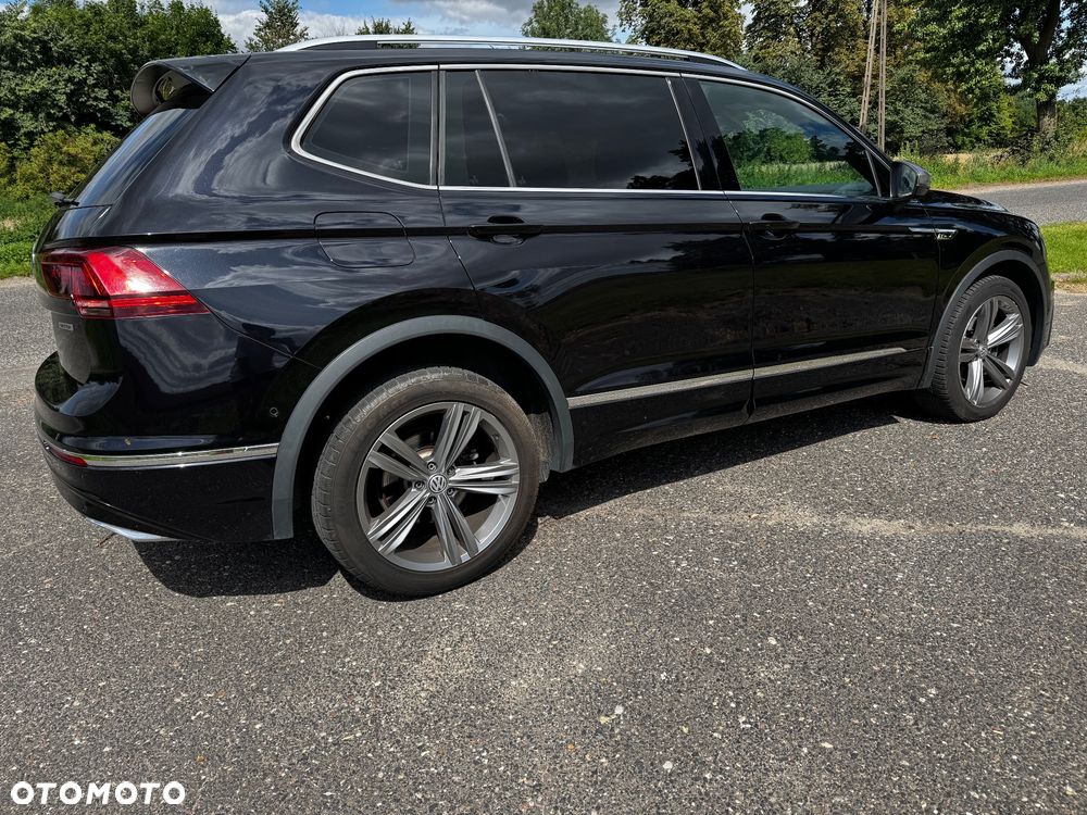 Volkswagen Tiguan Allspace - 11