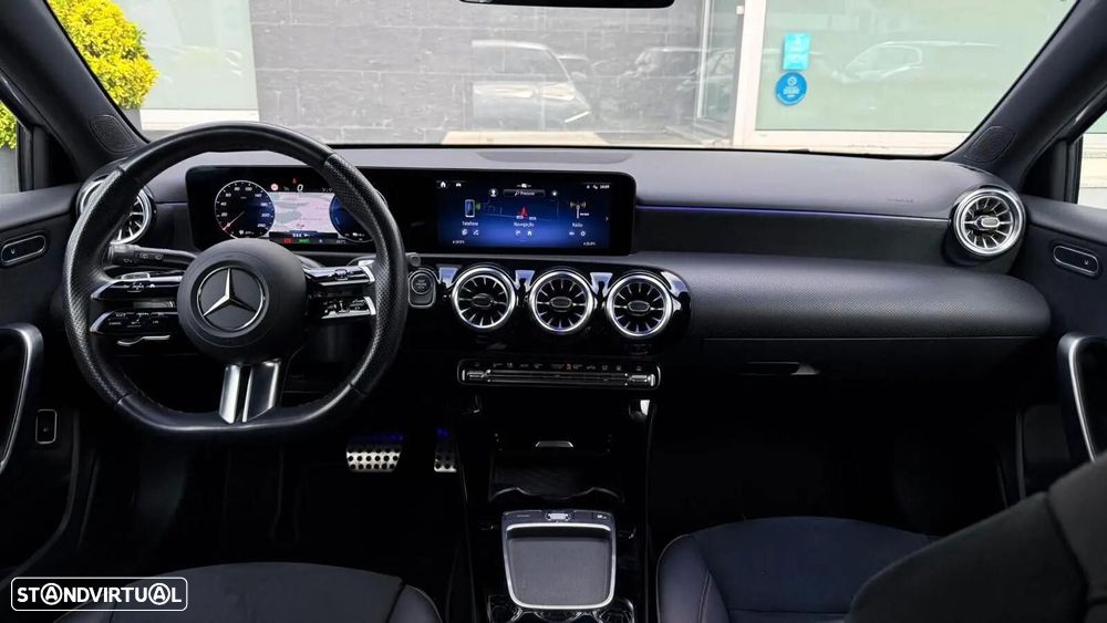 Mercedes-Benz A 250 e AMG Line - 12