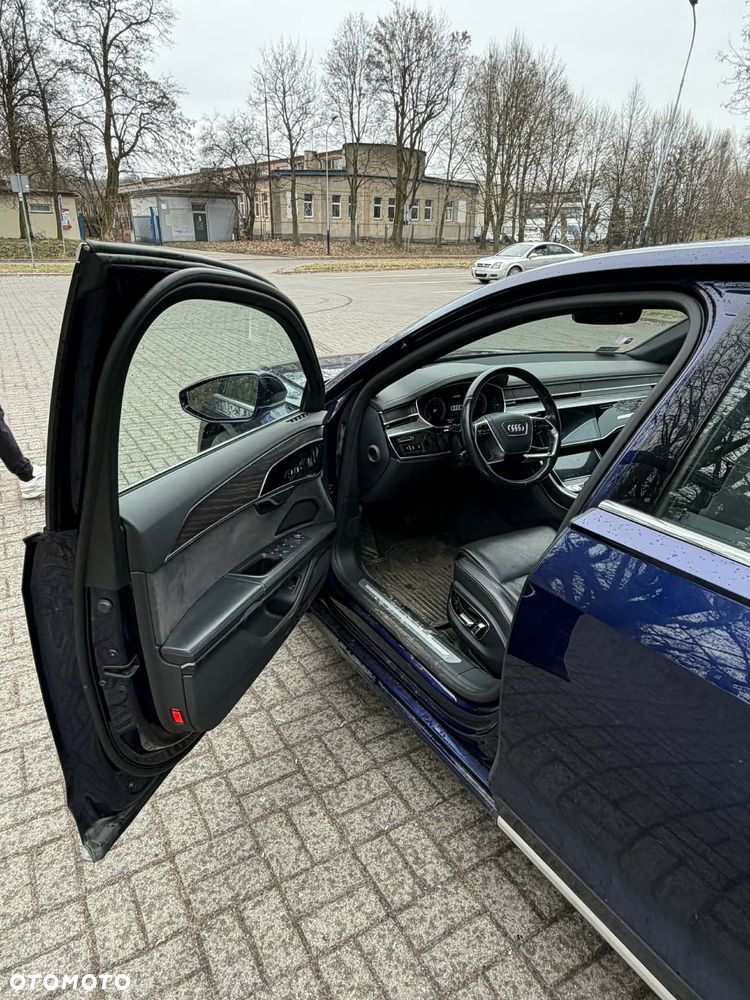 Audi A8 - 11