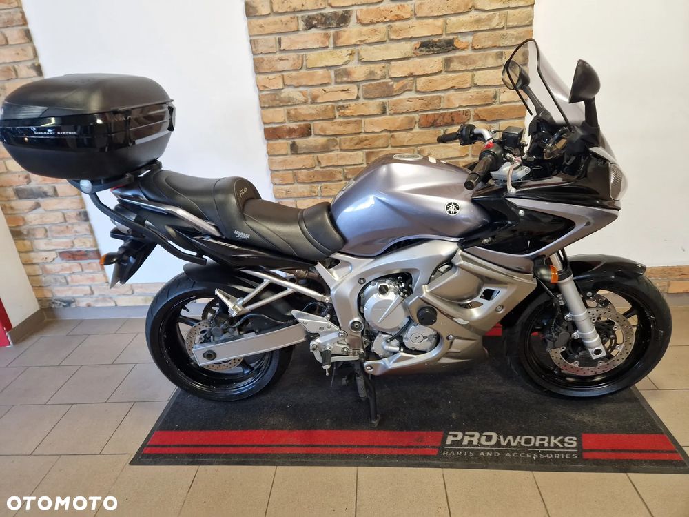 Yamaha FZ6 - 20