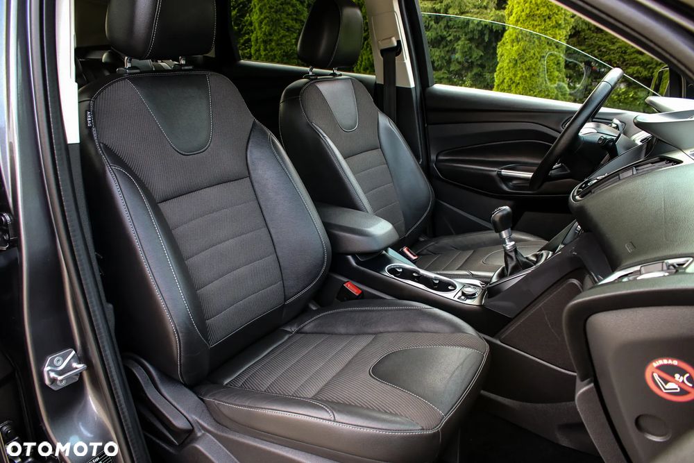 Ford Kuga 2.0 TDCi FWD Titanium - 21