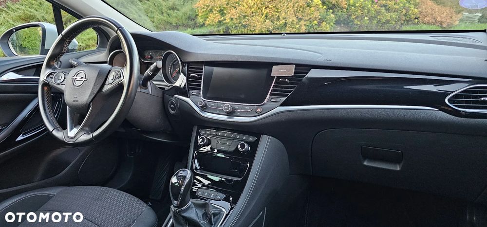 Opel Astra 1.4 Turbo Start/Stop Dynamic - 21