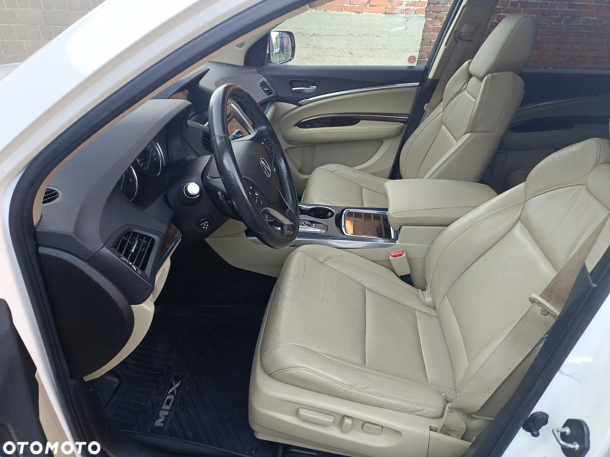 Acura MDX 3.7 V6 Base - 10