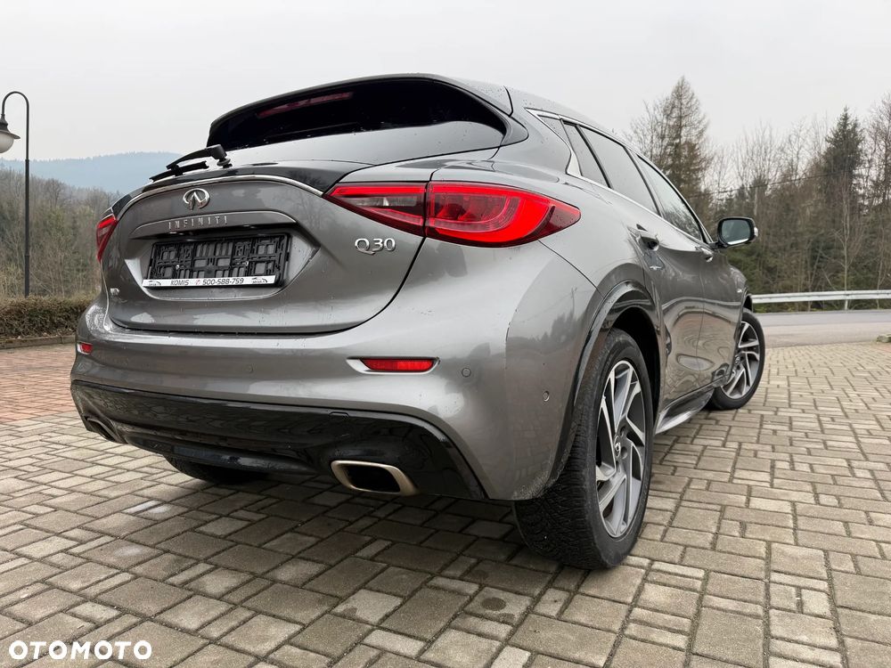 Infiniti Q30 2.2d DCT AWD City Black Edition - 5