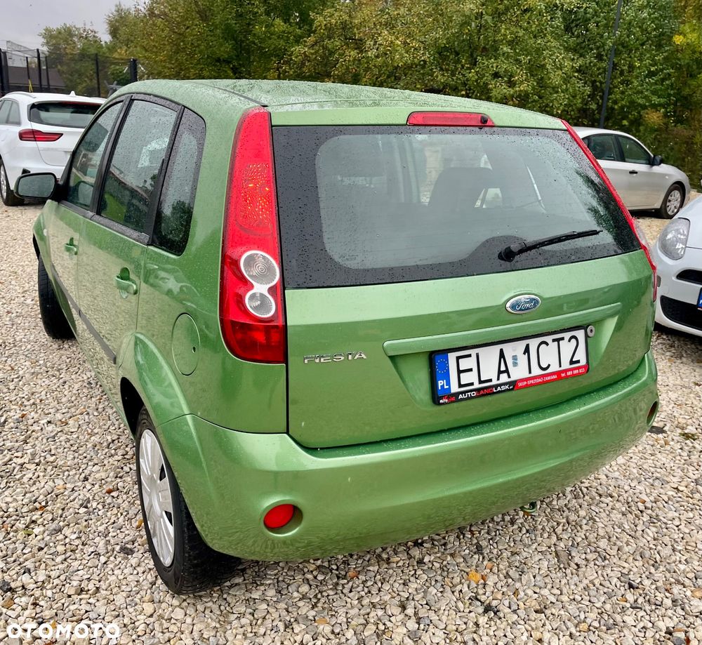 Ford Fiesta - 17