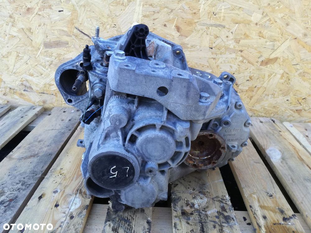 vw passat b6 skrzynia biegów kds manualna 2.0 diesel 170km 2009r - 3