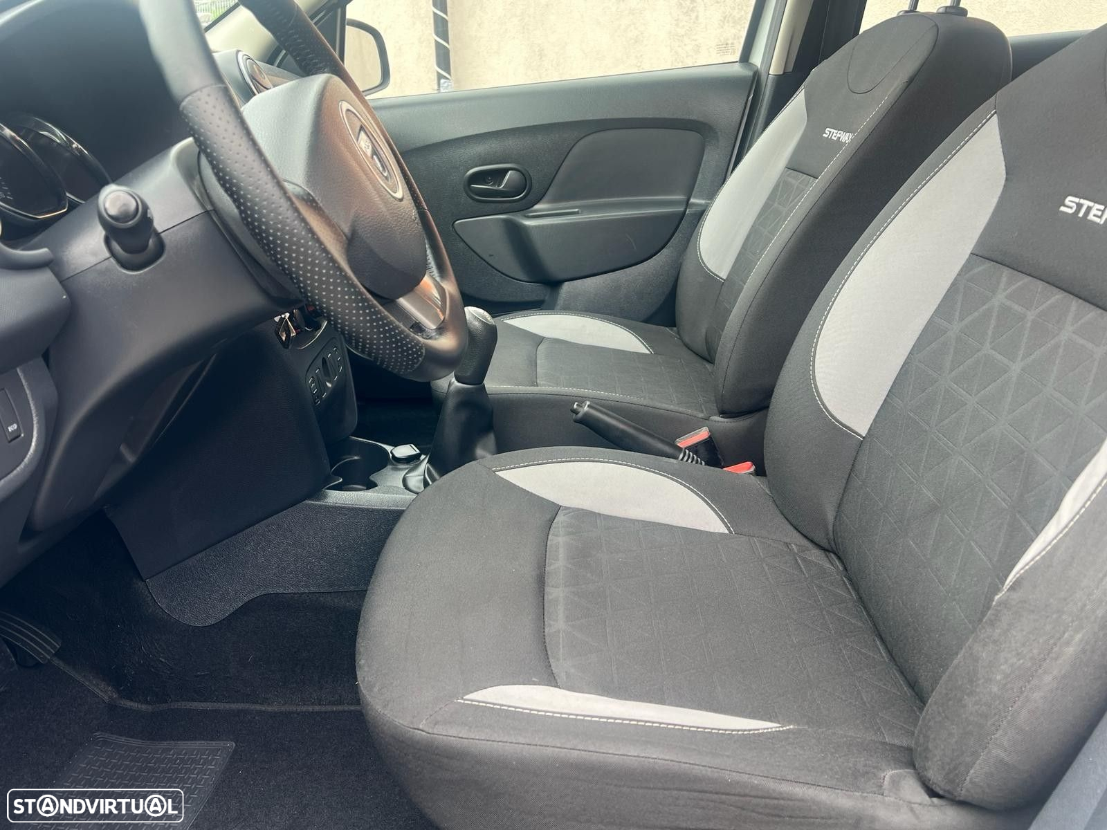 Dacia Sandero 0.9 TCe Stepway - 11