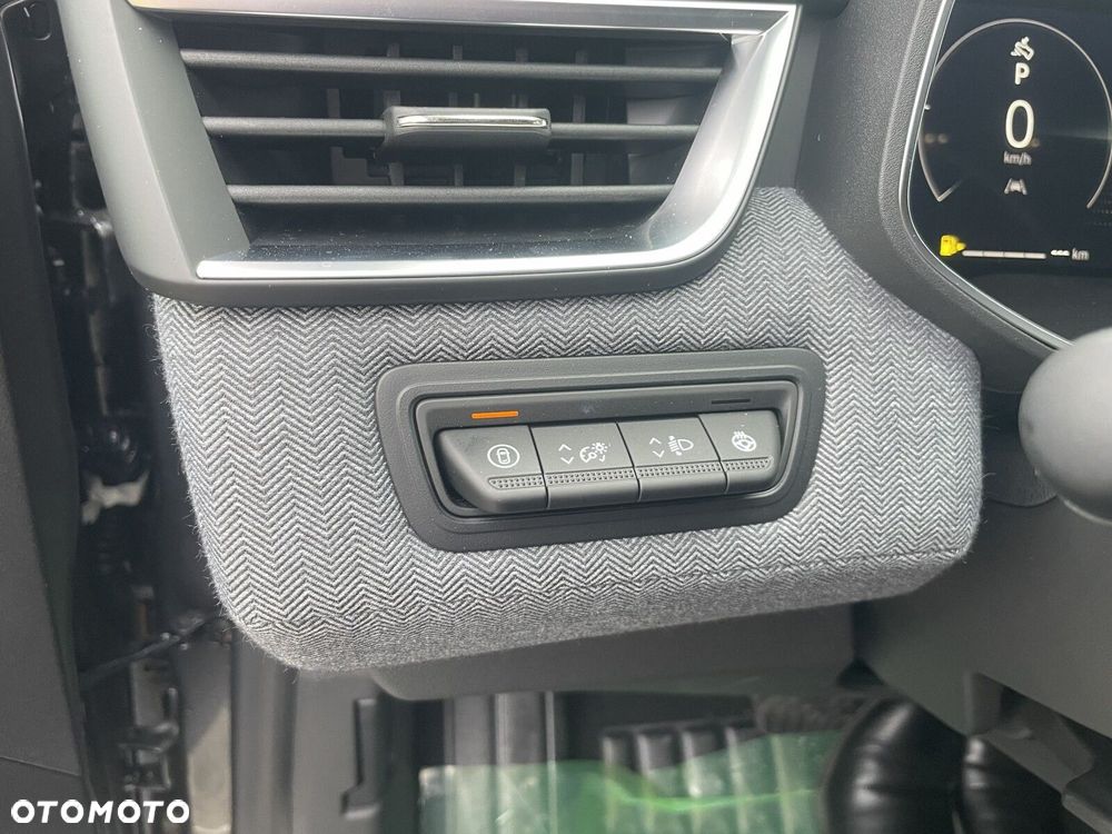 Renault Clio - 10