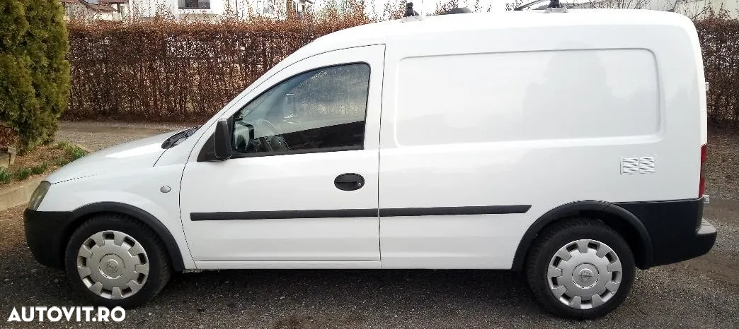 Opel COMBO - 2