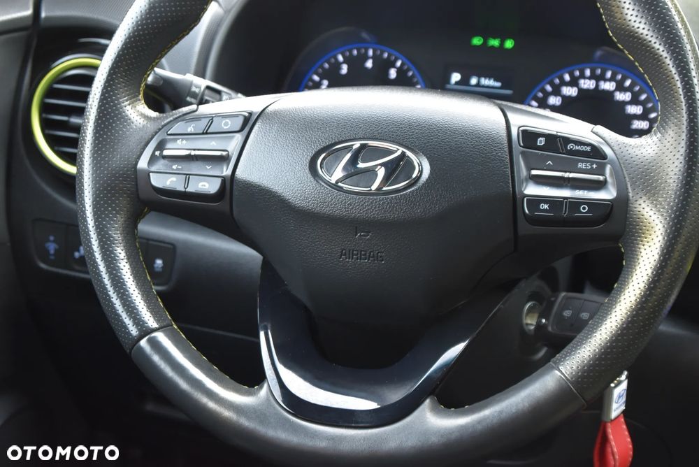 Hyundai Kona 1.6 T-GDI DCT 4WD Premium - 17
