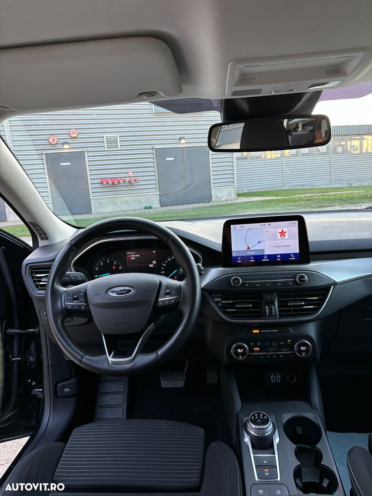 Ford Focus - 11