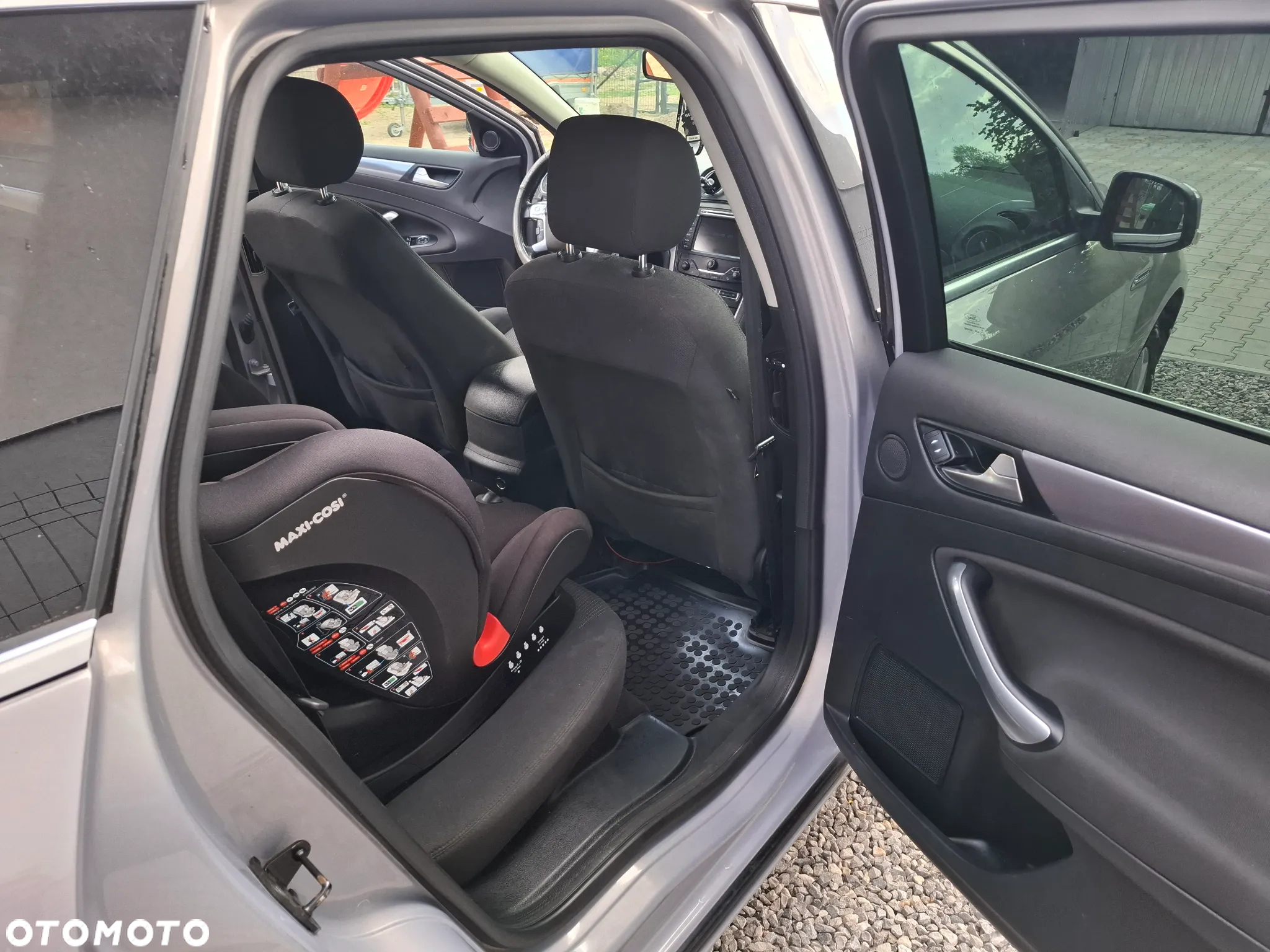 Ford Mondeo 2.0 TDCi Titanium - 12